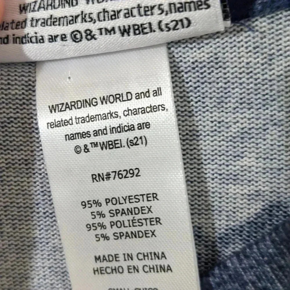 Wizarding World Of Harry Potter Womens Sz M‎ Blue Soft Sweater Top Long Sleeve - Picture 6 of 8